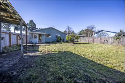 550 N 8th St, Lakeside, OR 97449 - Photo 24