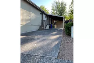 1949 SE Palmquist Rd, Gresham, OR 97080 - Photo 10