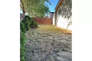 1949 SE Palmquist Rd, Gresham, OR 97080 - Photo 8