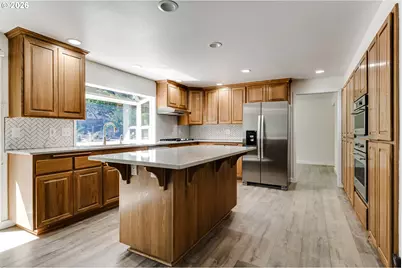 594 Empress Ave, Eugene, OR 97405 - Photo 8