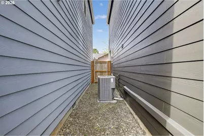 3558 SE 130th Ave, Portland, OR 97236 - Photo 38