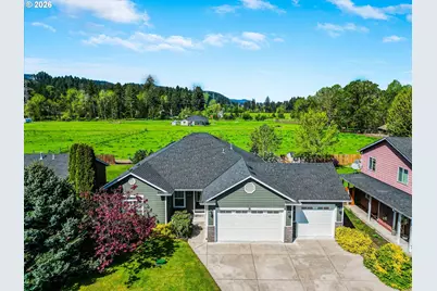 1231 SW 3rd Ave, Mill City, OR 97360 - Photo 48