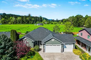 1231 SW 3rd Ave, Mill City, OR 97360 - Photo 48