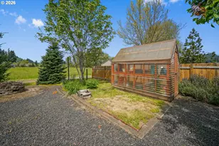 1231 SW 3rd Ave, Mill City, OR 97360 - Photo 44