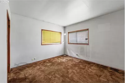 1378 B St, Springfield, OR 97477 - Photo 14