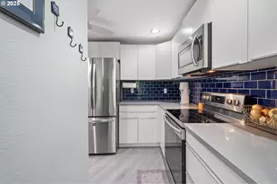 17618 NW Springville Rd, Portland, OR 97229 - Photo 14