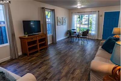 7421 SE Martins St, Portland, OR 97206 - Photo 12