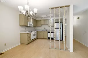 336 SE 50th Ave, Portland, OR 97215 - Photo 10