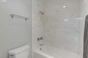 727 SE 34th Ave, Portland, OR 97214 - Photo 34