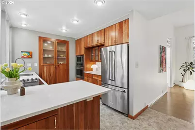 2203 N Emerson St, Portland, OR 97217 - Photo 12