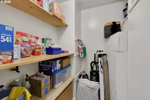 21288 S Beavercreek Rd, Oregon City, OR 97045 - Photo 8