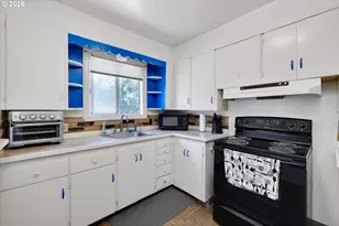 21288 S Beavercreek Rd, Oregon City, OR 97045 - Photo 6