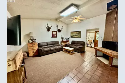 4990 Mitchell Loop Rd, Florence, OR 97439 - Photo 4