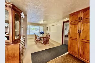 4990 Mitchell Loop Rd, Florence, OR 97439 - Photo 14