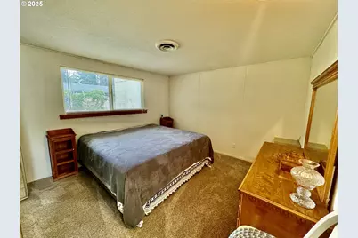 4990 Mitchell Loop Rd, Florence, OR 97439 - Photo 22