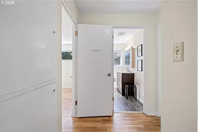 1255 Taylor St, Eugene, OR 97402 - Photo 8