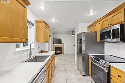 364 NW Blair St, Sheridan, OR 97378 - Photo 10