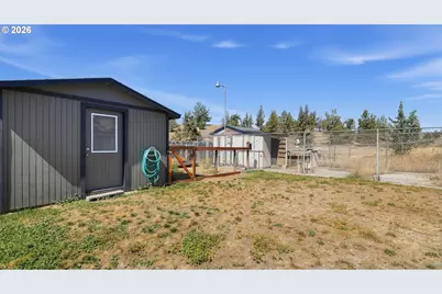 2001 NE Laughlin Rd, Prineville, OR 97754 - Photo 28