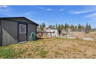 2001 NE Laughlin Rd, Prineville, OR 97754 - Photo 28