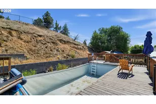 2001 NE Laughlin Rd, Prineville, OR 97754 - Photo 32
