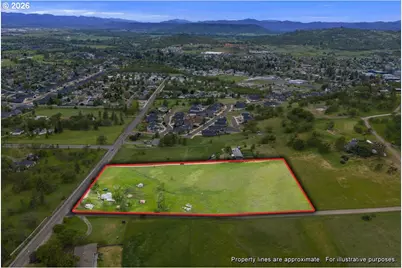 963 Stevens Rd, Eagle Point, OR 97524 - Photo 12