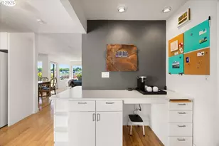 530 N Hayden Bay Dr, Portland, OR 97217 - Photo 18