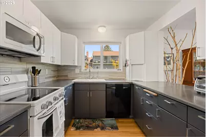 530 N Hayden Bay Dr, Portland, OR 97217 - Photo 14