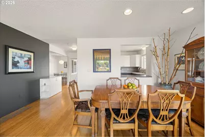 530 N Hayden Bay Dr, Portland, OR 97217 - Photo 10