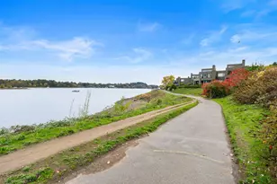 5630 S Riverside Ln, Portland, OR 97239 - Photo 32