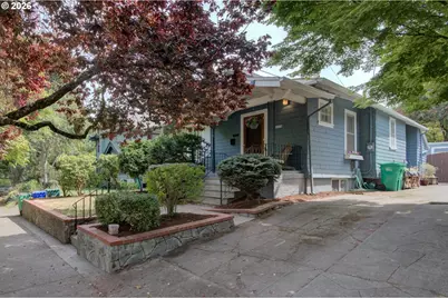 2210 NE 54th Ave, Portland, OR 97213 - Photo 2