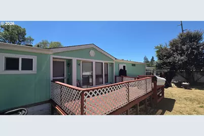 110 Charlene Ln, Tenmile, OR 97481 - Photo 22