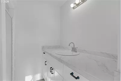 2010 E 1st Ave, Albany, OR 97321 - Photo 14