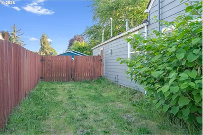 2010 E 1st Ave, Albany, OR 97321 - Photo 32