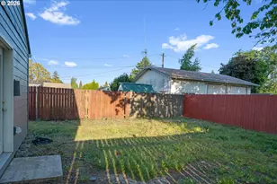 2010 E 1st Ave, Albany, OR 97321 - Photo 30