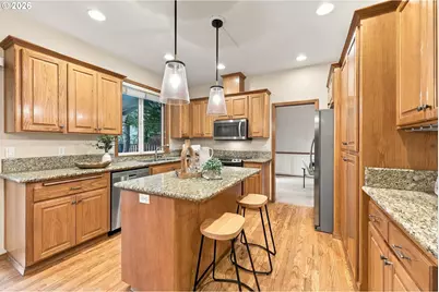 6583 SE Vernelda St, Milwaukie, OR 97267 - Photo 12