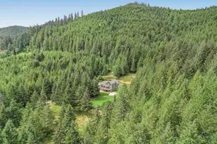 21626 Glaze Rd, Veneta, OR 97487 - Photo 2
