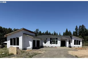 4577 SW Monarch Ln, Wilsonville, OR 97070 - Photo 2
