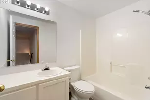 19066 SW Strickland Dr, Beaverton, OR 97007 - Photo 22