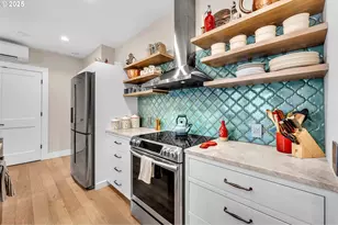 922 SW Spelling Pl, Cascade Locks, OR 97014 - Photo 6