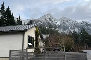 922 SW Spelling Pl, Cascade Locks, OR 97014 - Photo 4