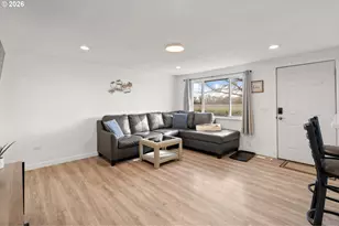 2130 SE 19th St, Hermiston, OR 97838 - Photo 4