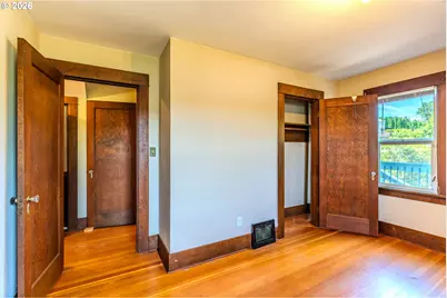 1530 S Troutdale Rd, Troutdale, OR 97060 - Photo 18