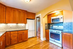 1530 S Troutdale Rd, Troutdale, OR 97060 - Photo 14