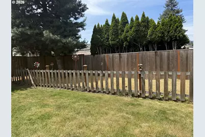 518 2nd St, Oregon City, OR 97045 - Photo 14