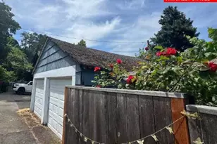 518 2nd St, Oregon City, OR 97045 - Photo 46