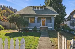 518 2nd St, Oregon City, OR 97045 - Photo 1