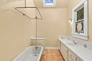 518 2nd St, Oregon City, OR 97045 - Photo 16