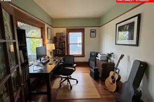 518 2nd St, Oregon City, OR 97045 - Photo 4