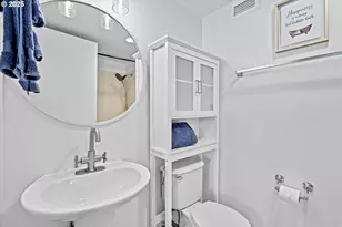 111 SW Harrison St, Portland, OR 97201 - Photo 10