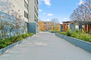 111 SW Harrison St, Portland, OR 97201 - Photo 26